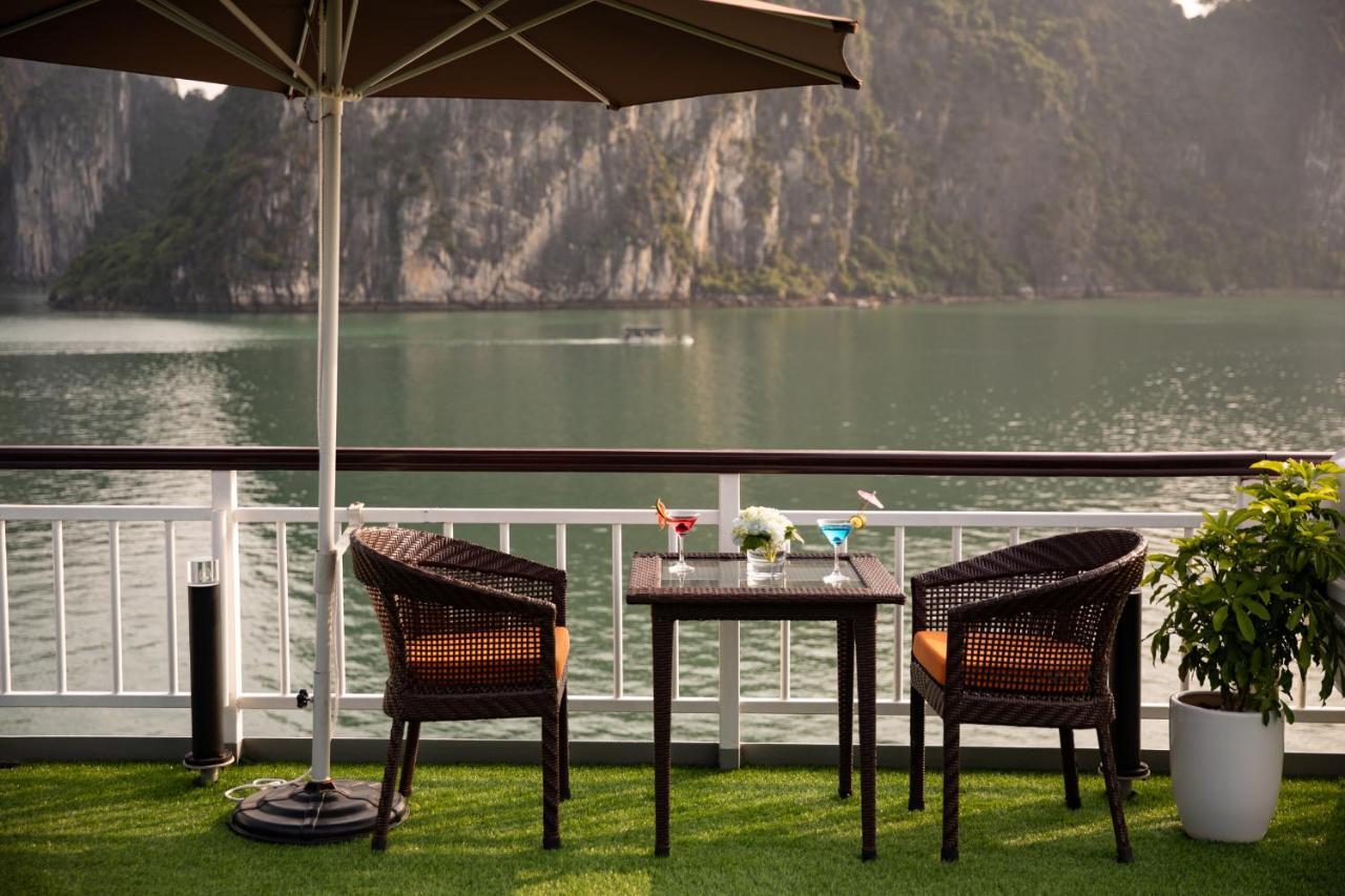 Dora Cruise By Hag Hotel Ha Long Bagian luar foto