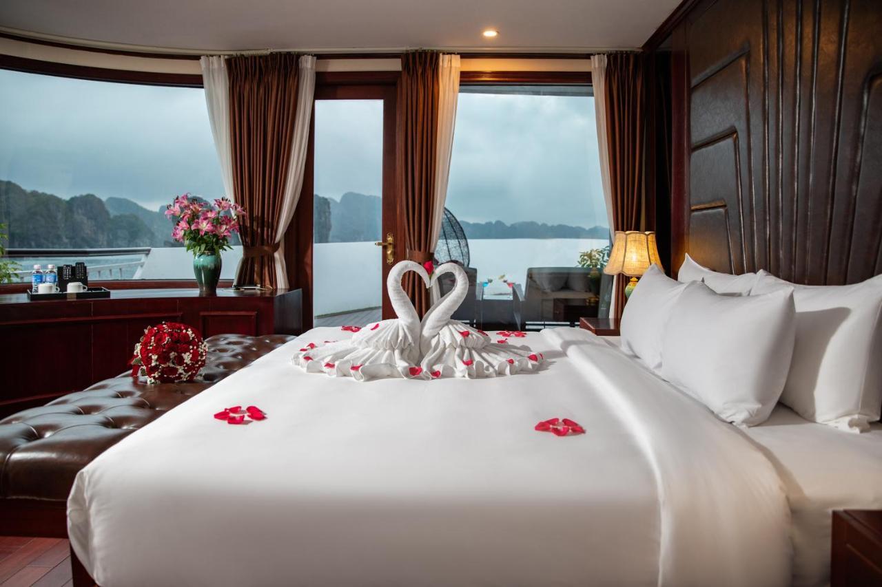 Dora Cruise By Hag Hotel Ha Long Bagian luar foto