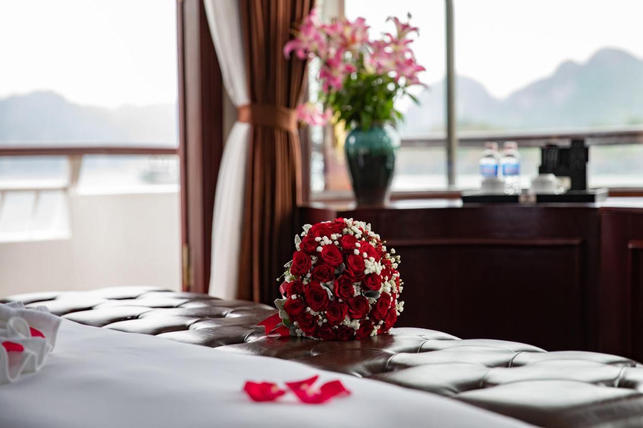 Dora Cruise By Hag Hotel Ha Long Bagian luar foto
